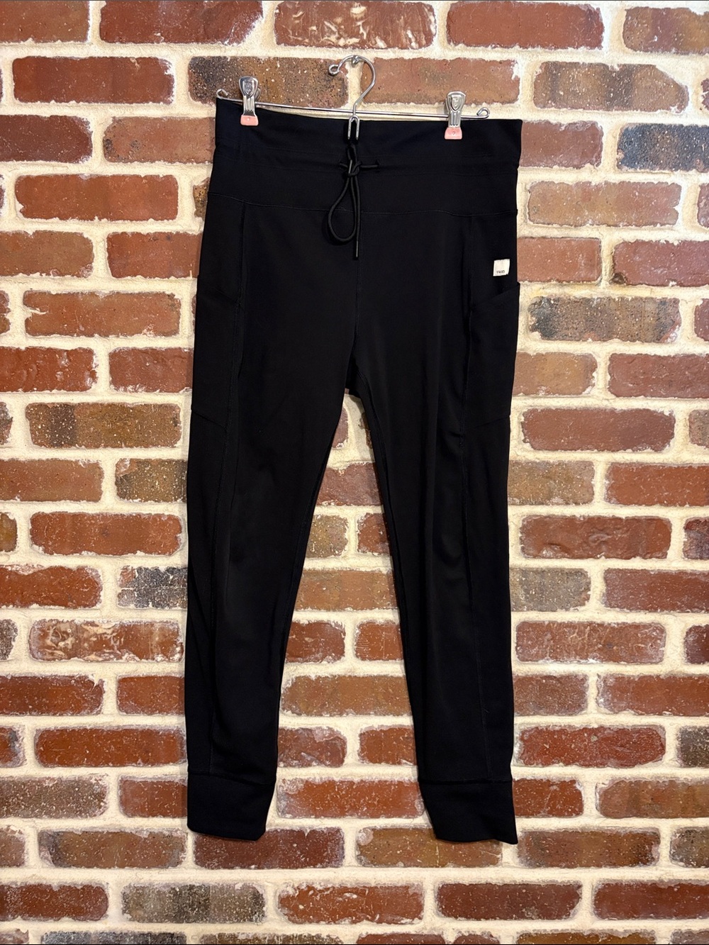 Vuori Daily leggings black size large